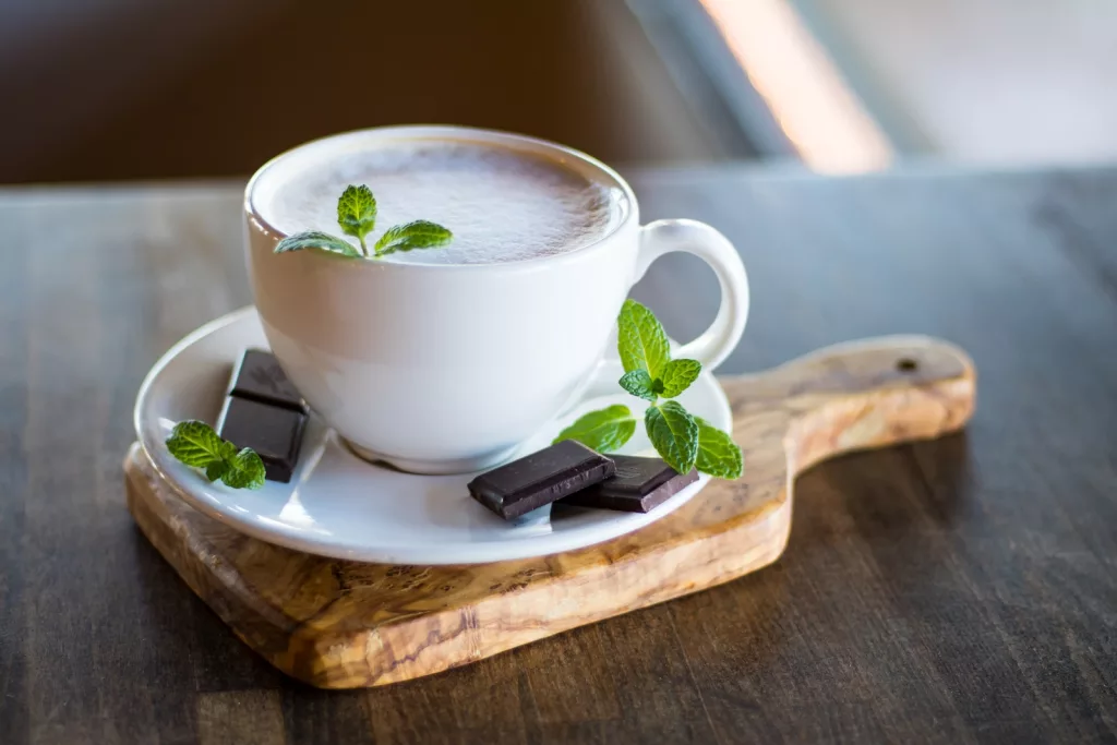 green tea with chocolate rich in antioxidants